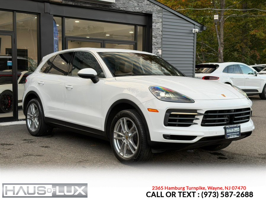 Used 2023 Porsche Cayenne w/ Assistance Package AWD/4WD image 2