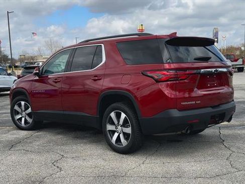 Used 2023 Chevrolet Traverse LT w/ LT Premium Package image 7