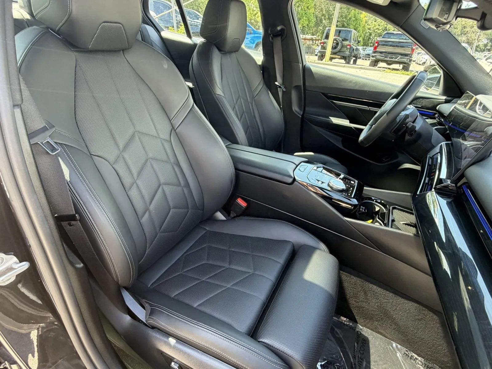 Used 2025 BMW 530i RWD image 22