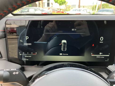 New 2026 Nissan Kicks SR FWD image 6