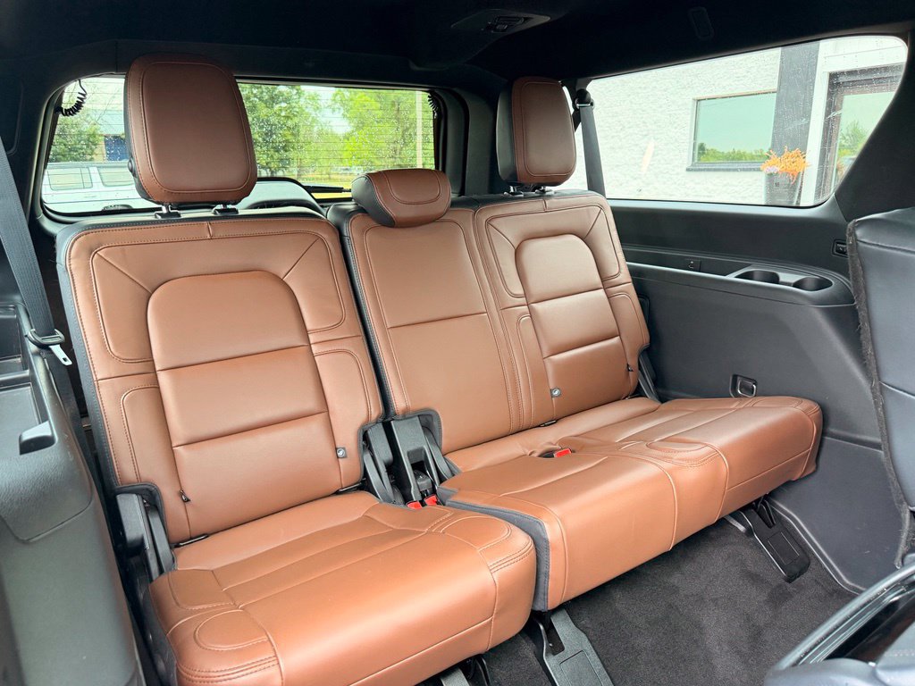 Used 2022 Lincoln Navigator L Reserve AWD/4WD image 31