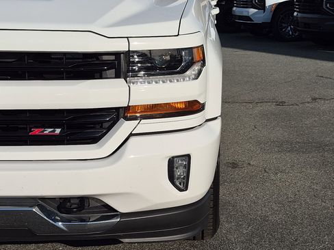 Used 2018 Chevrolet Silverado 1500 LT w/ All Star Edition AWD/4WD image 9
