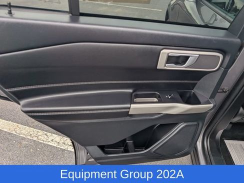 Used 2023 Ford Explorer XLT w/ Equipment Group 202A AWD/4WD image 11