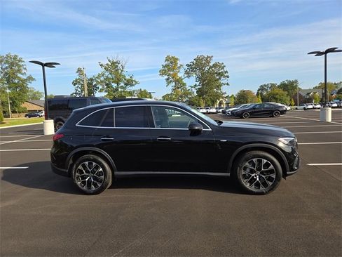 New 2025 Mercedes-Benz GLC 350e 4MATIC image 2