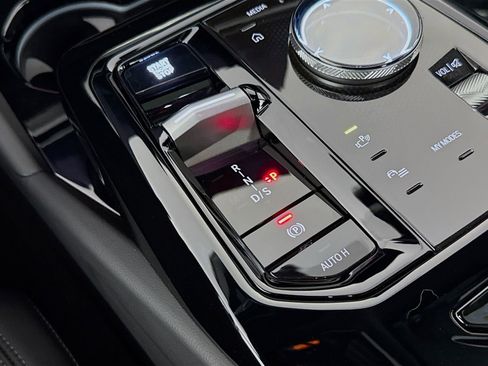 Certified 2024 BMW 530i 530i w/ M Sport Package image 17