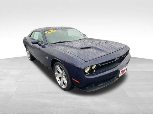 Used 2015 Dodge Challenger R/T w/ Quick Order Package 22B R/T image 3