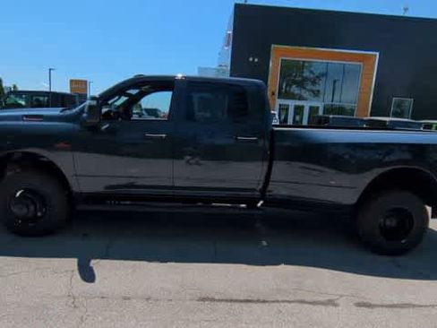 New 2026 RAM 3500 Tradesman AWD/4WD image 5