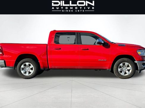 Used 2024 RAM 1500 Laramie AWD/4WD image 3