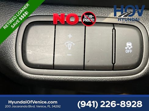 Used 2026 Hyundai Venue SEL FWD image 18
