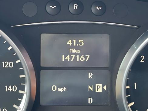 Used 2010 Mercedes-Benz GL 450 GL 450 image 35