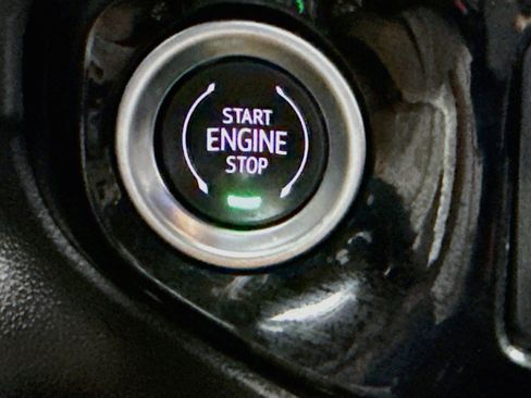 Used 2025 Chevrolet Silverado 1500 LT RWD image 20