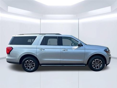 Used 2023 Ford Expedition Max XLT RWD image 11
