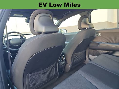 Used 2025 Hyundai Ioniq 6 SE RWD image 16
