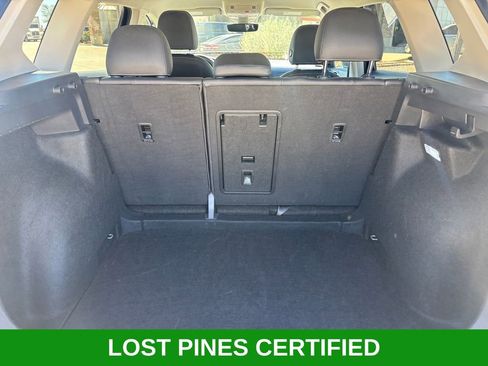 Used 2024 Volkswagen Taos SE FWD image 25