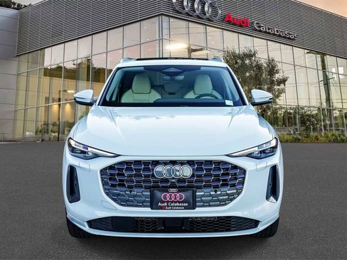 New 2025 Audi Q5 Prestige image 6