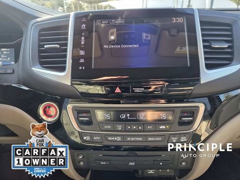 Used 2018 Honda Pilot Elite image 20