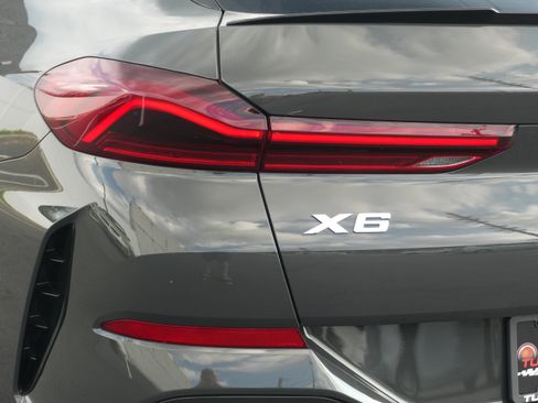 Used 2026 BMW X6 xDrive40i w/ Executive Package AWD/4WD image 52