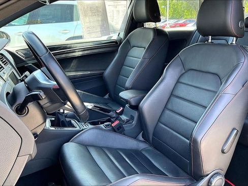 Used 2016 Volkswagen GTI SE w/ Driver Assistance Package FWD image 18