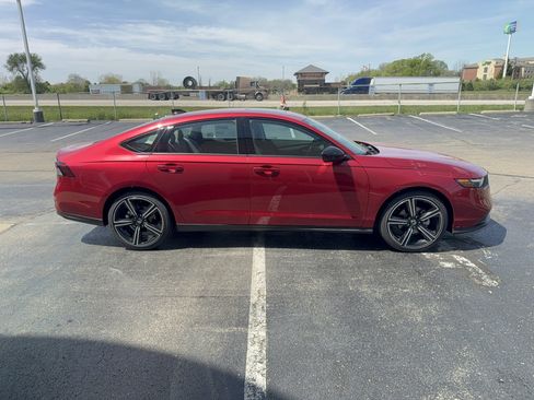 New 2026 Honda Accord SE image 4