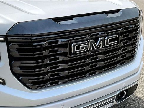 Used 2023 GMC Sierra 1500 Denali Ultimate AWD/4WD image 34