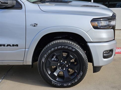 New 2026 RAM 1500 4x4 Crew Cab image 7