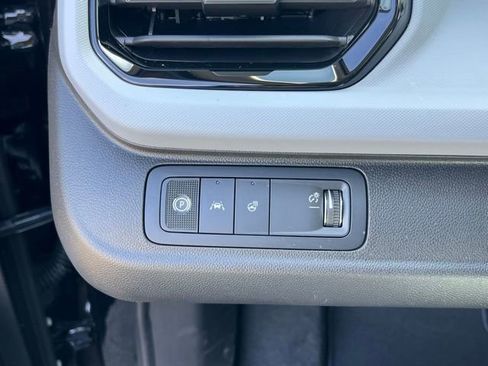 New 2027 Chevrolet Bolt LT w/ Comfort Package image 19