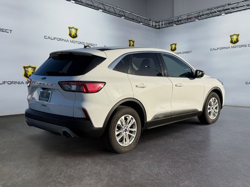 Used 2022 Ford Escape SE FWD image 5