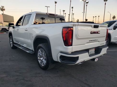 Used 2021 GMC Sierra 1500 Denali w/ Driver Alert Package II image 3