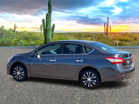 Used 2014 Nissan Sentra SV image 4