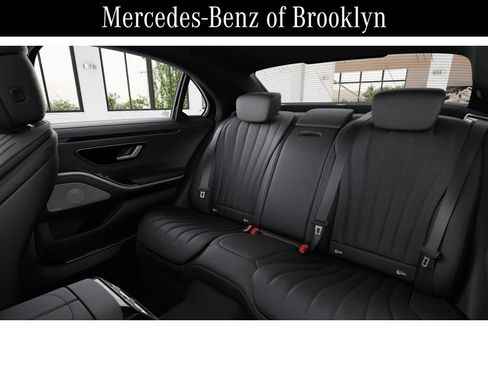 Certified 2026 Mercedes-Benz S 500 4MATIC image 5