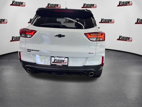 Used 2023 Chevrolet TrailBlazer RS w/ Sun and Liftgate Package AWD/4WD image 6