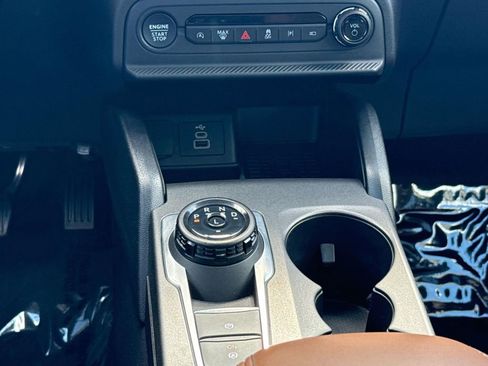 Used 2025 Ford Bronco Sport Outer Banks w/ Outer Banks Tech Package+ AWD/4WD image 19
