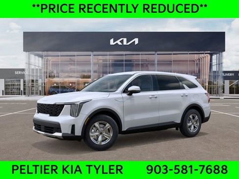 New 2026 Kia Sorento LX FWD image 3