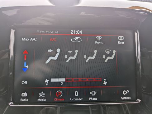 Used 2019 Jeep Compass Latitude image 20