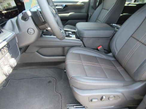 New 2025 Chevrolet Tahoe High Country image 16