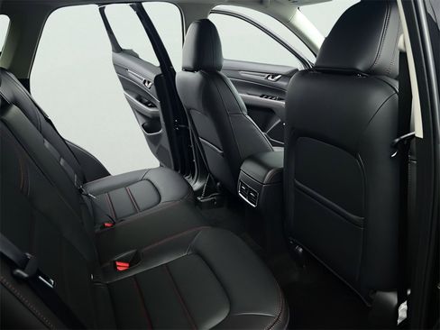 New 2025 MAZDA CX-5 Carbon Edition image 9