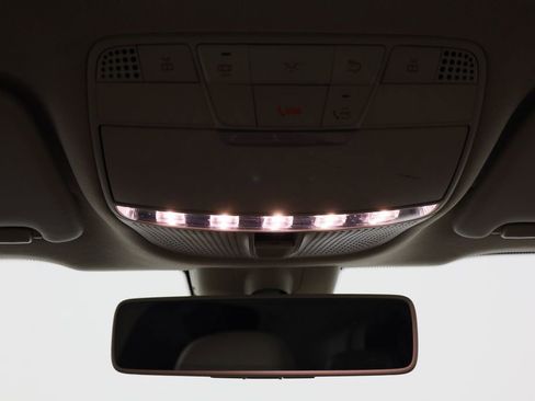 Used 2020 Mercedes-Benz GLC 300 image 23