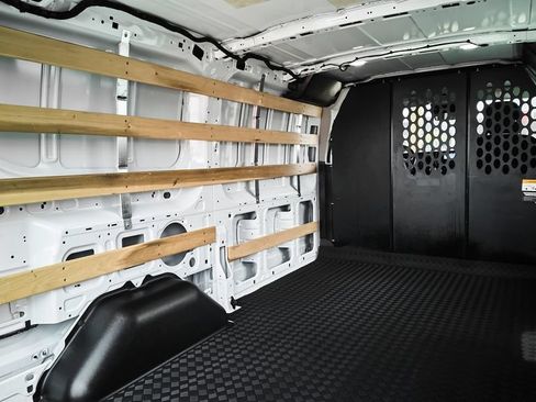 Used 2025 Ford Transit 250 Low Roof w/ Exterior Upgrade Package RWD image 9