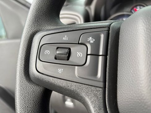 Used 2023 Chevrolet Silverado 1500 Custom image 16