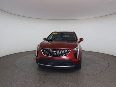 Used 2021 Cadillac XT4 Premium Luxury w/ Cold Weather Package AWD/4WD image 32