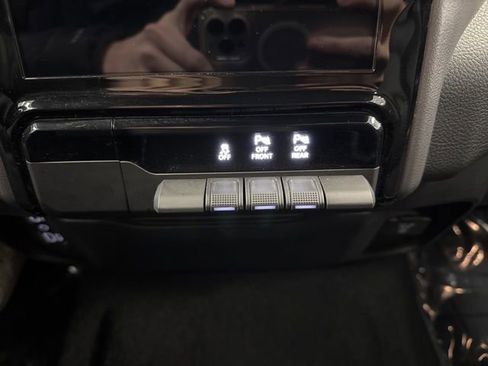 Used 2025 RAM 1500 Laramie image 51
