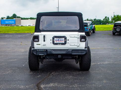 Used 2022 Jeep Wrangler Unlimited Sport AWD/4WD image 6