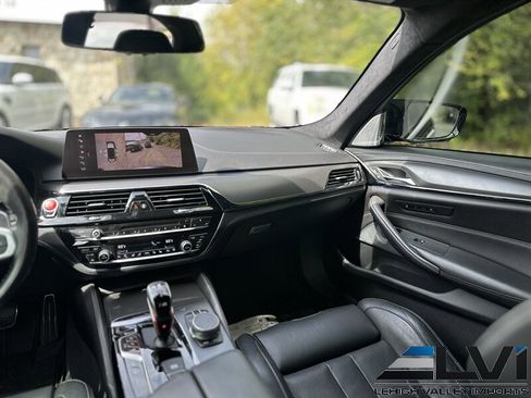 Used 2019 BMW M5 w/ Executive Package image 26