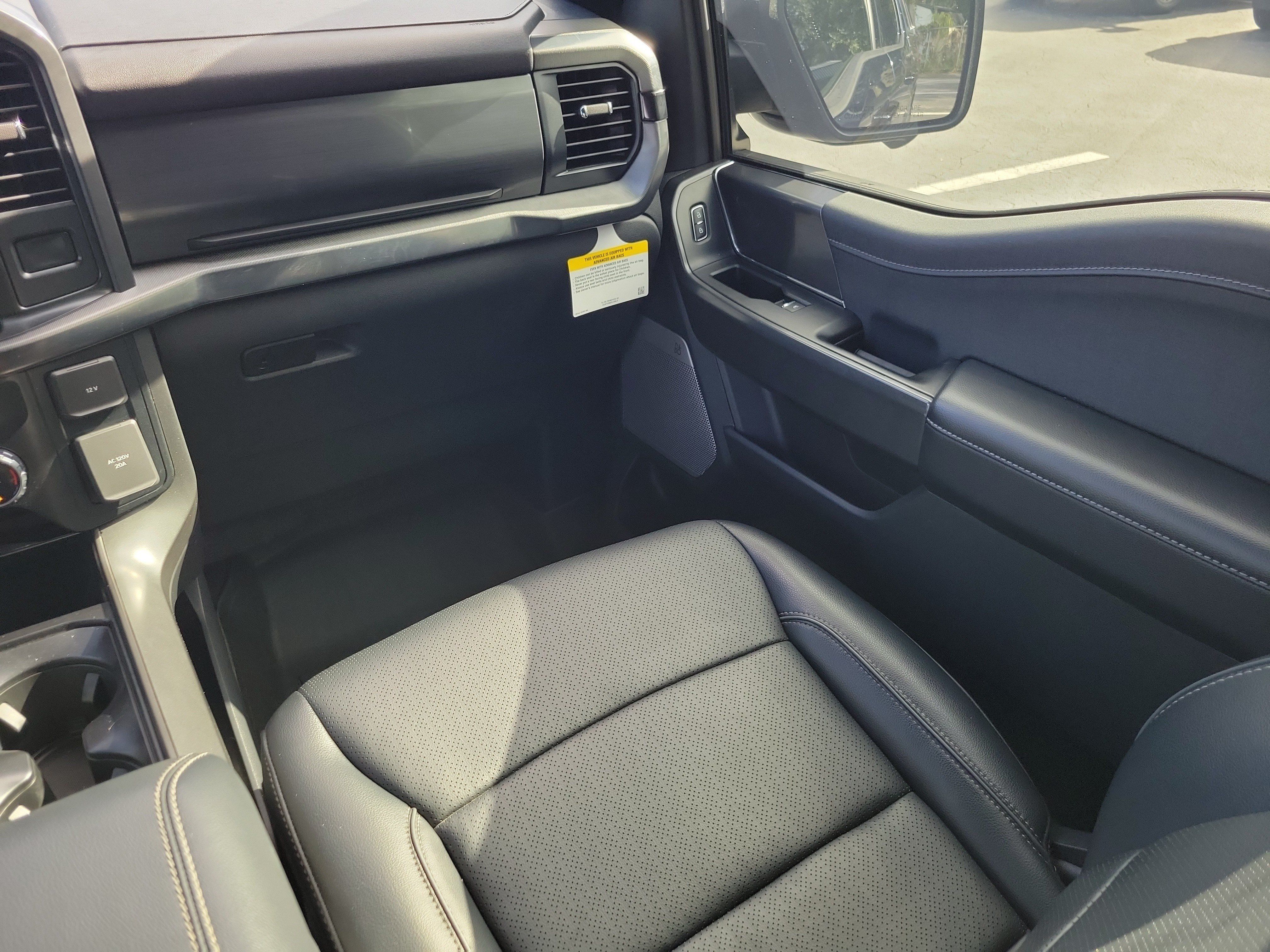 Used 2025 Ford F150 Lariat w/ Equipment Group 501A Mid AWD/4WD image 23