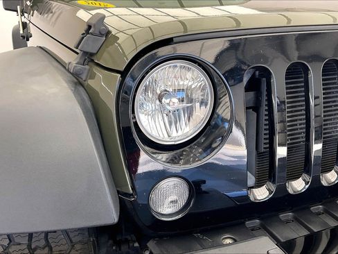 Used 2015 Jeep Wrangler Sport AWD/4WD image 26