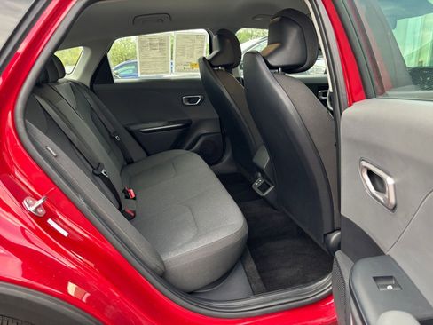 Used 2025 Kia K4 LXS image 24