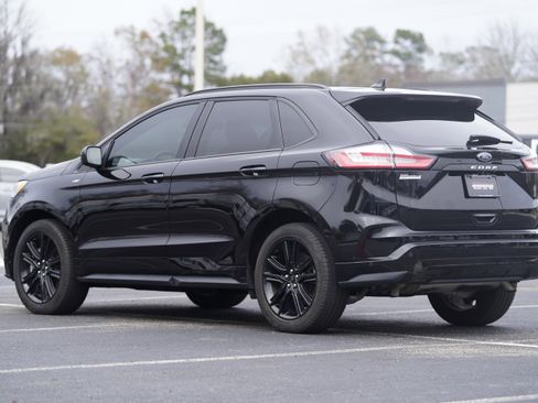Used 2023 Ford Edge ST-Line image 3