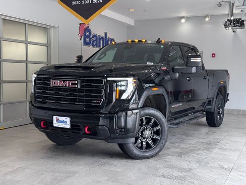Certified 2024 GMC Sierra 2500 AT4 w/ AT4 Preferred Package AWD/4WD image 2