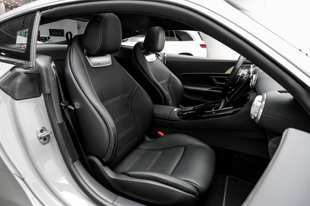 Used 2025 Mercedes-Benz AMG GT 63 image 38