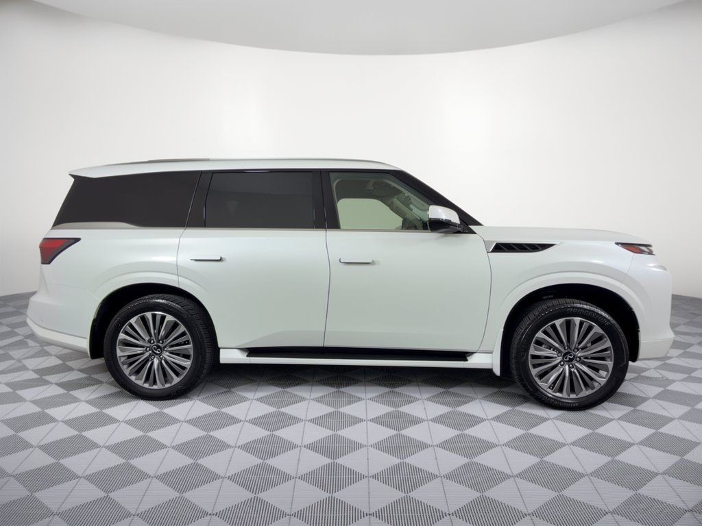 Used 2026 INFINITI QX80 Luxe w/ Cargo Package AWD/4WD image 8